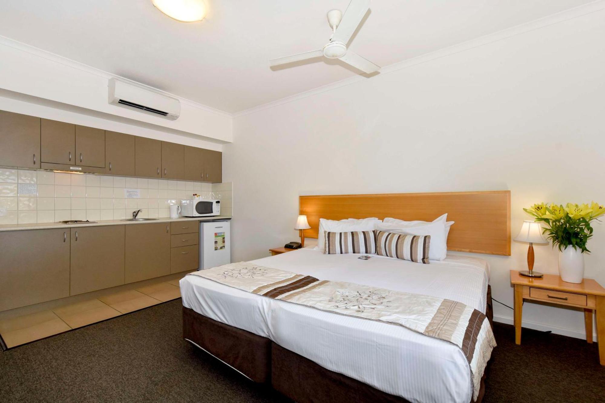 דארווין Metro Advance Apartments & Hotel מראה חיצוני תמונה