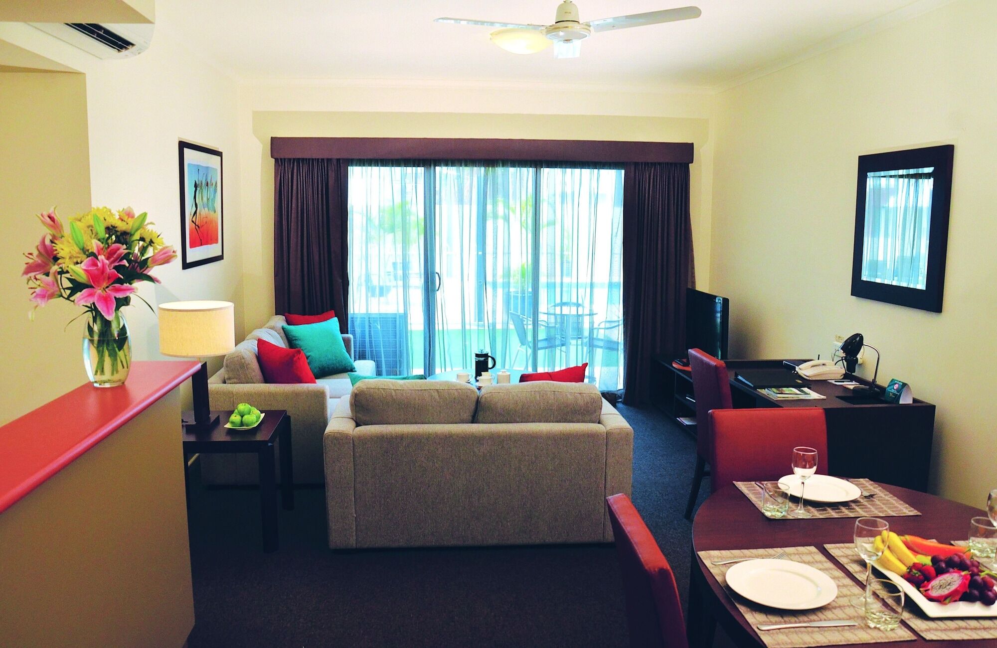 דארווין Metro Advance Apartments & Hotel מראה חיצוני תמונה